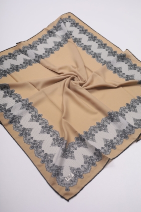 Elif Varaklı Medine İpeği Eşarp - Desen-01