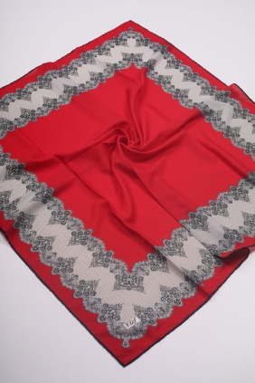 Elif Varaklı Medine İpeği Eşarp - Desen-01