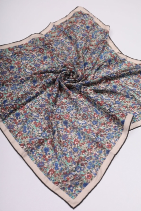 Scarfella Soft El Dikişli Eşarp Desen-305
